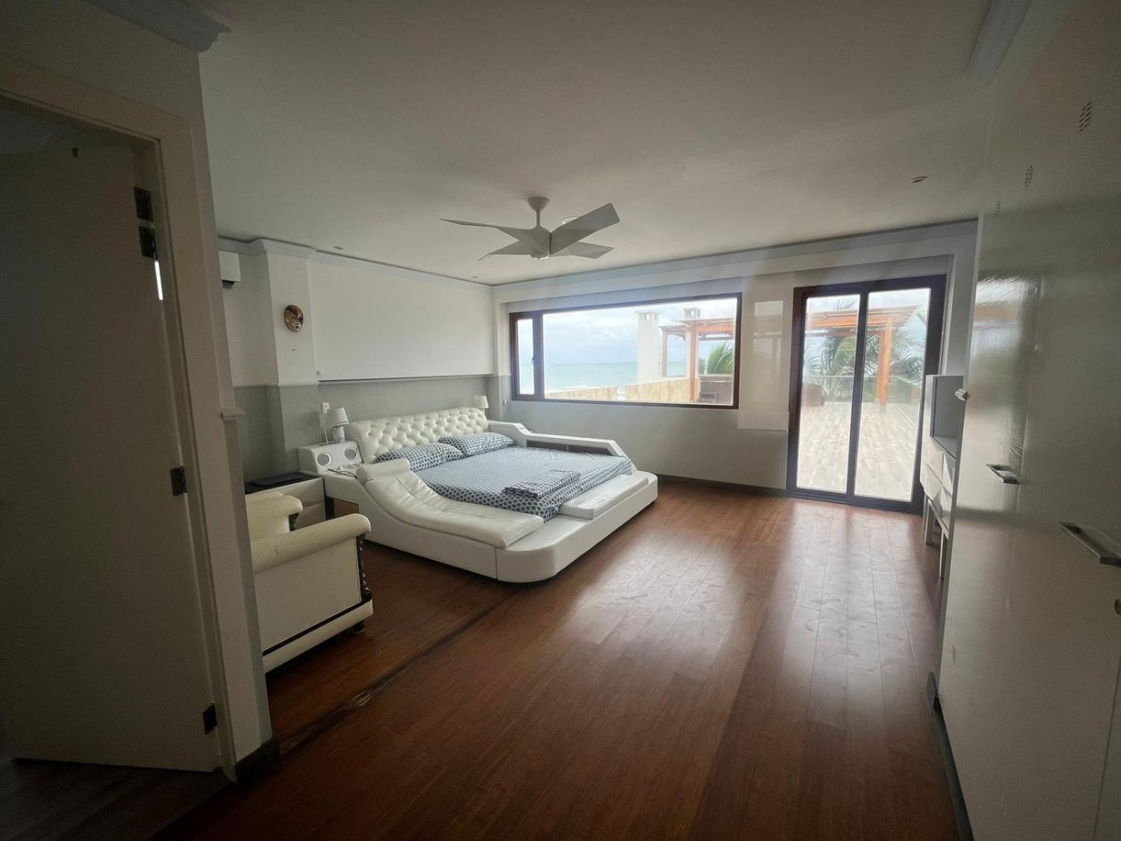 San Clemente Beach House Bed & Breakfast Exterior photo